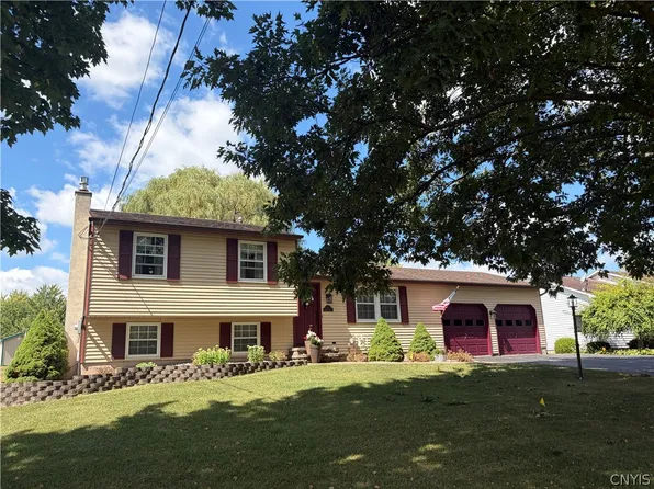 211 Stroud St, Canastota, NY 13032