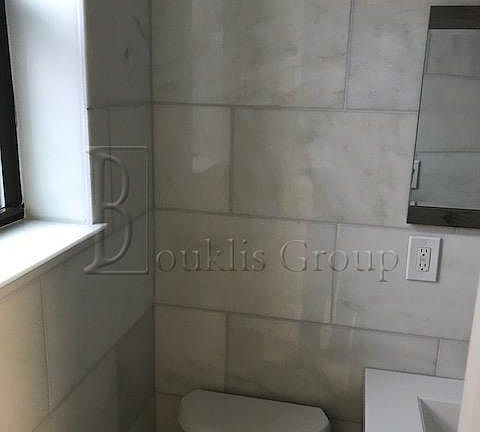 4th image of 3250 48th St APT 1L