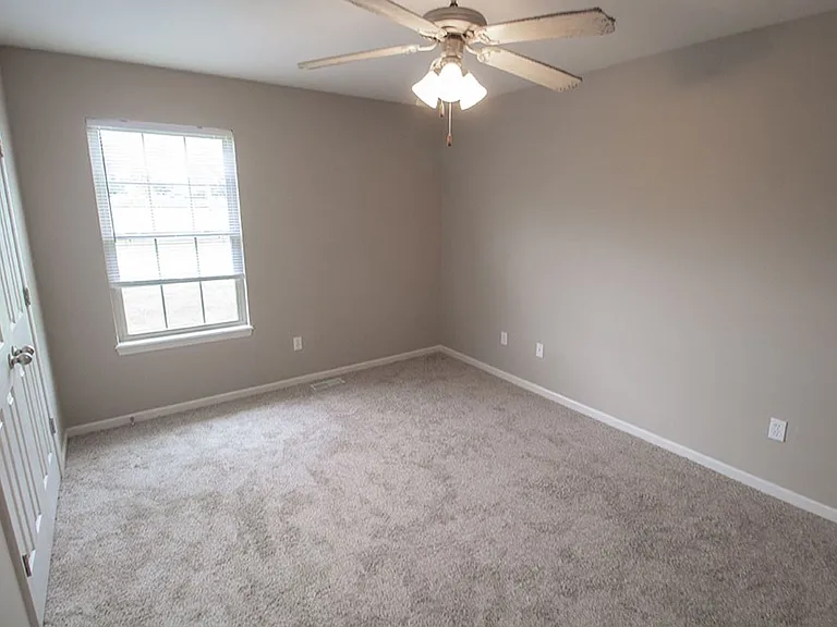 4014 Snowy Owl Dr — Photo 20