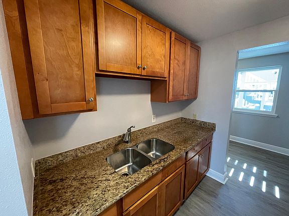5th image of 6216 Curie St #1