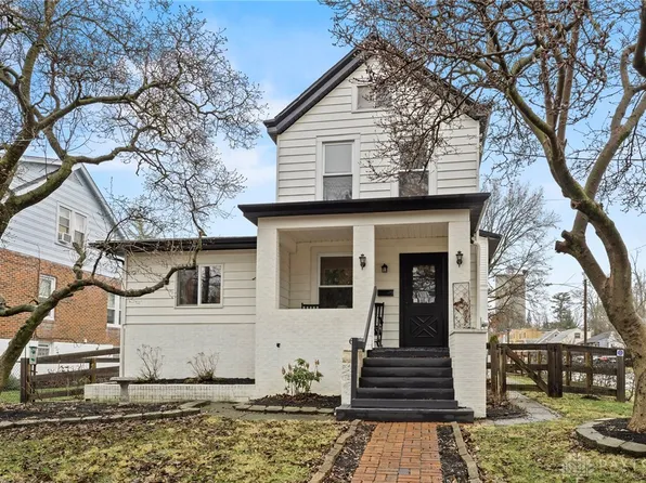 6130 Benneville St, Cincinnati, OH 45230