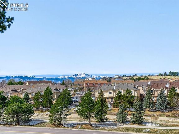 3rd image of 8150 Camfield Cir