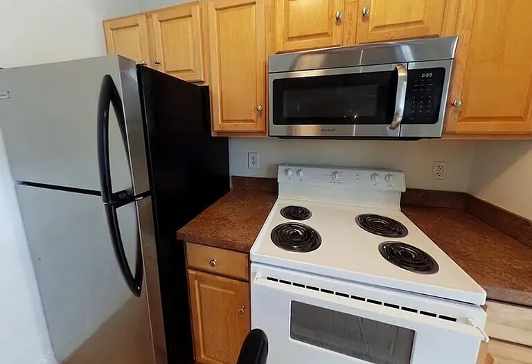 302 N Goshen St #200 — Photo 1