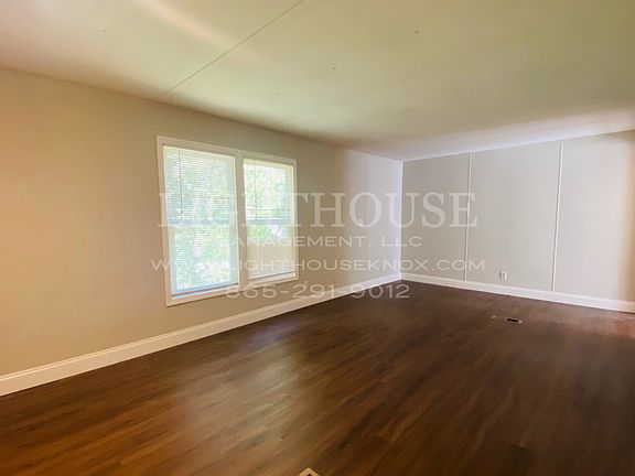 2nd image of 204 Bentley St