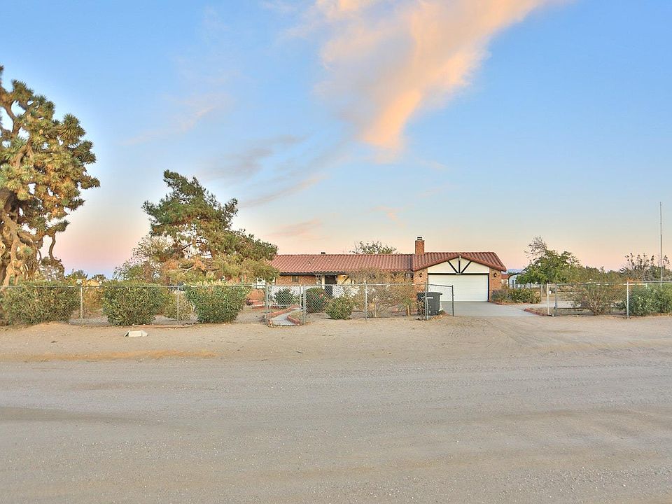 1st image of 10081 Rose Dr