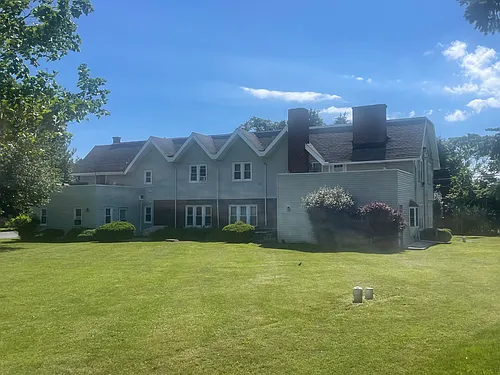160 Farber Ln Photo 1