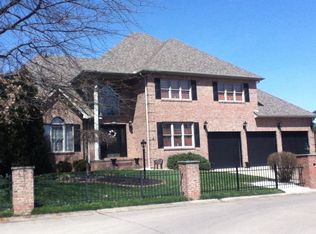 50 Doral St, Hurricane, WV 25526