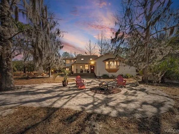 9520 N Holyoak Ter, Dunnellon, FL 34433