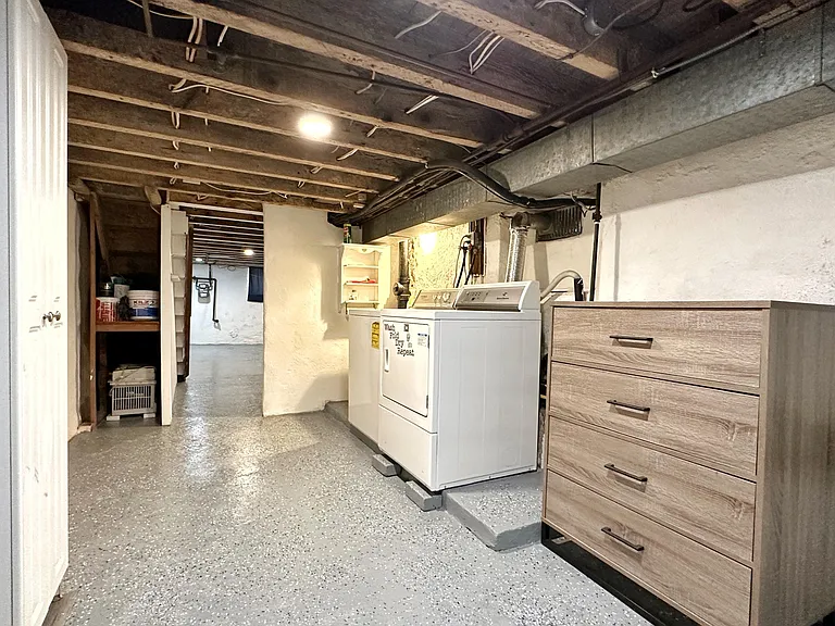 2509 S Rosewood St — Photo 26