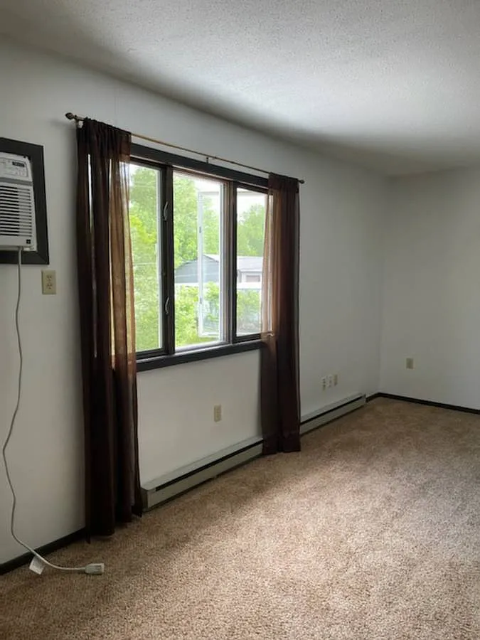 1 bed, 500 sqft, $575 — Photo 3