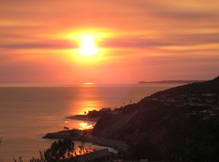 217 Notteargenta Rd, Pacific Palisades, CA 90272