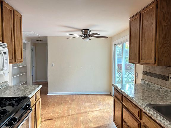 5th image of 2175 Hobbs Dr