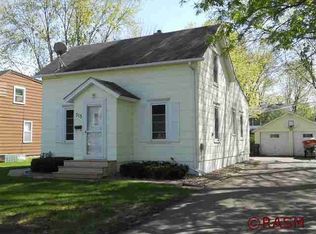 315 W 11th St, Mankato, MN 56001