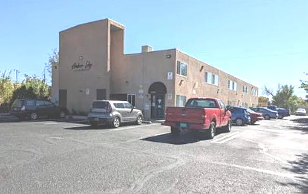 Amber Sky Apartments — Photo 20