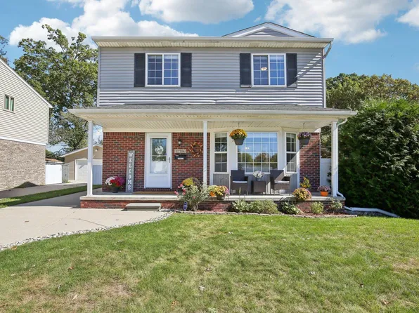 27704 Groveland St, Madison Heights, MI 48071