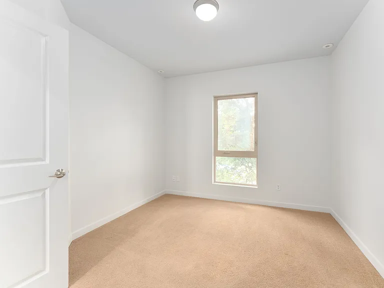 2155 S Logan St #2155 — Photo 40