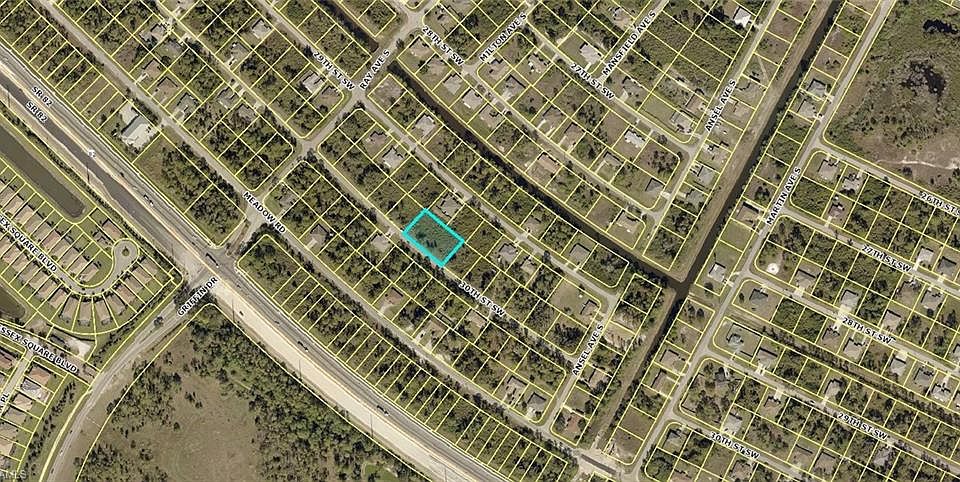 2nd image of 4828/4830 30th St SW