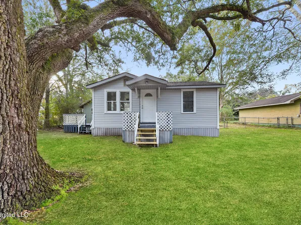 13075 Michael St, Biloxi, MS 39532