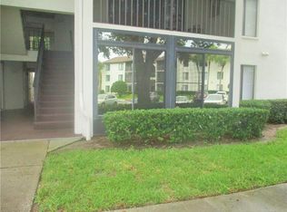 2655 Pine Ridge Way N APT B1, Palm Harbor, FL 34684