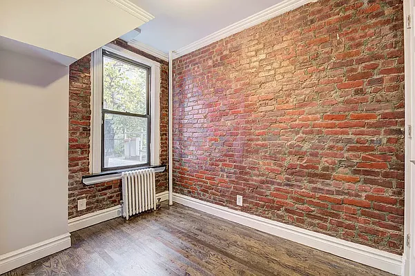 Rented by REAL New York | media 10