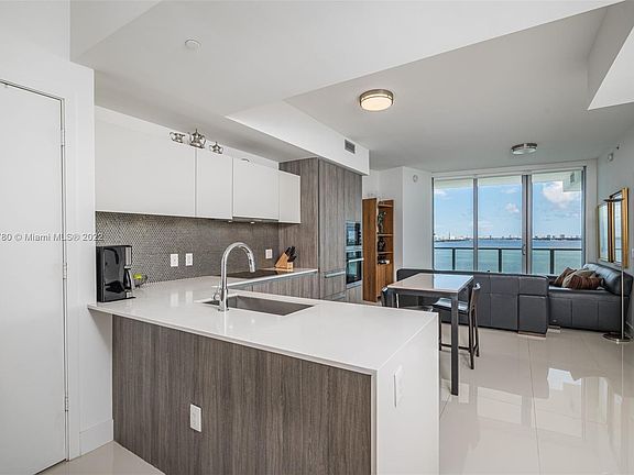 5th image of 2900 NE 7th Ave Unit 1003