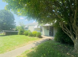 420 Zane St, Glen Dale, WV 26038
