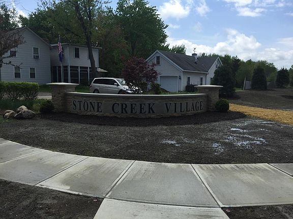 3rd image of 29268 Graystone Drive