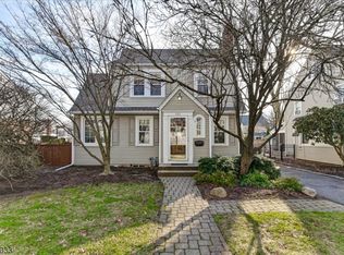 111 Adams Ave, River Edge, NJ 07661