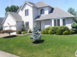 1955 Westlake Loop, Newberg, OR 97132