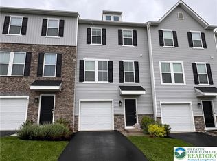 7634 Clayton Ave, Coopersburg, PA