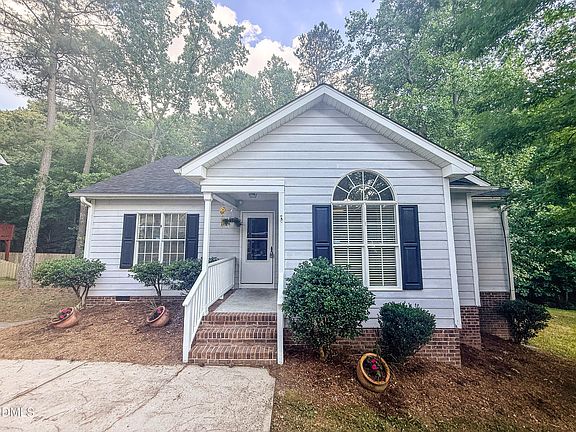 2nd image of 2764 Gregory Ct