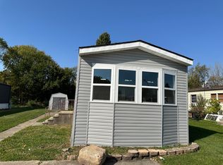 241 Blackthorn Rd, Matteson, IL 60443