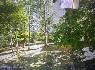 82 Sprague Ave, Staten Island, NY 10307