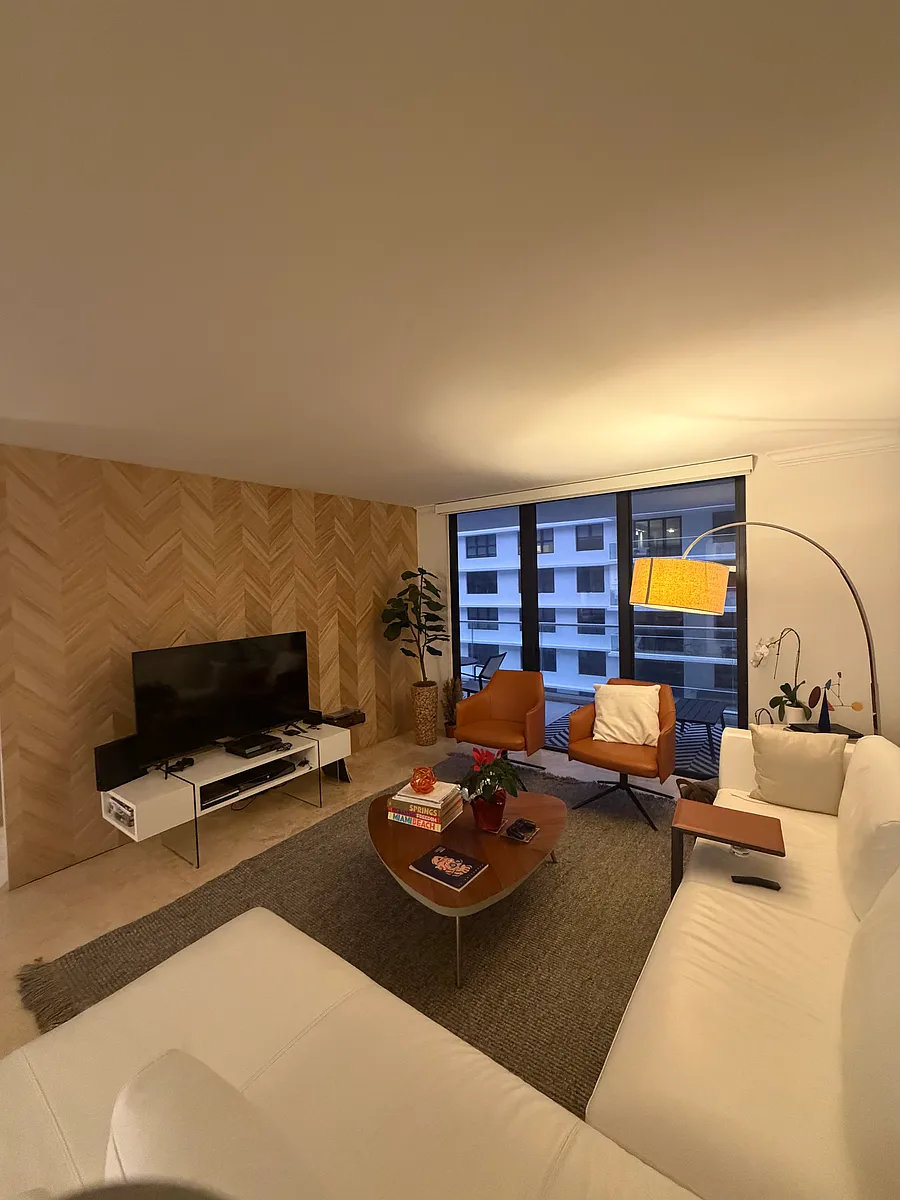 Building Photo - 9801 Collins Ave #16H
