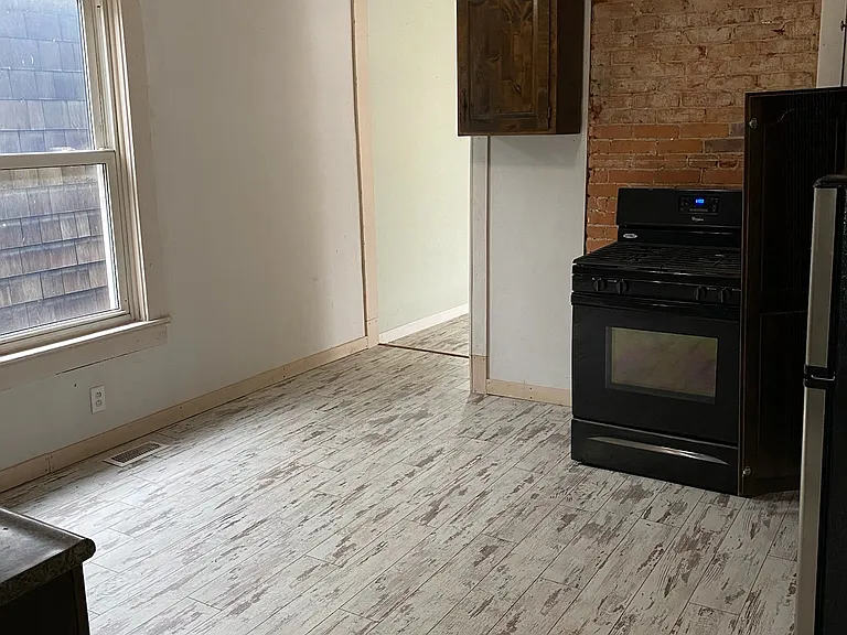 820 Lynn St #A — Photo 1