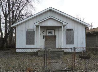 1036 Logan St, Madison, IL 62060