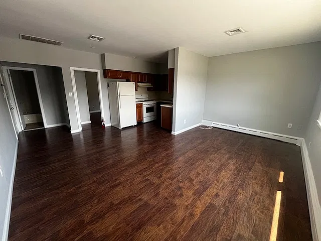 1325 Bound Brook Road - 1 — Photo 2
