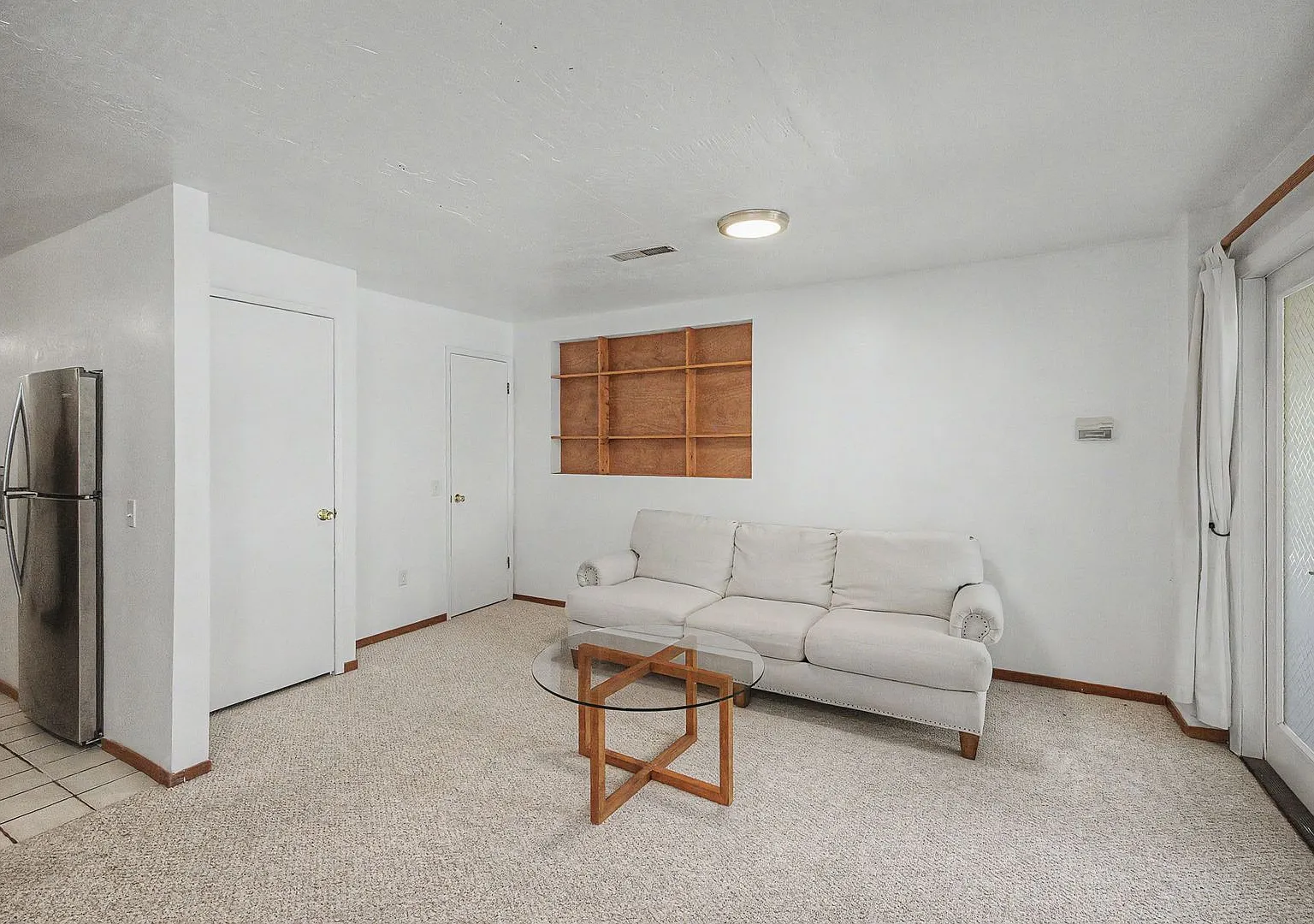 Sunny Carmel Valley Guest House (Lower Level of Main House) - 12 to 18 Month Lease - Available Now — Photo 3