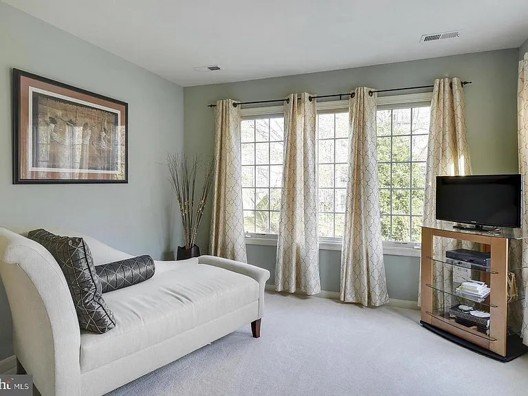 467 Winding Rose Dr — Photo 14