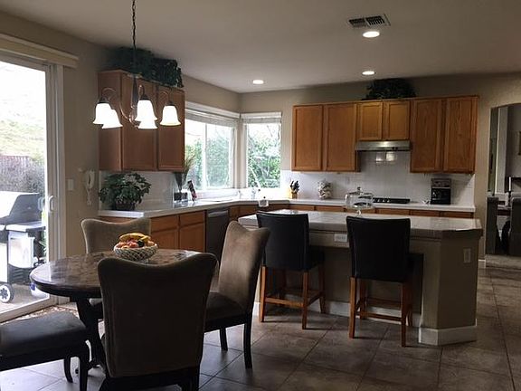 5th image of 4168 Meadow Wood Dr