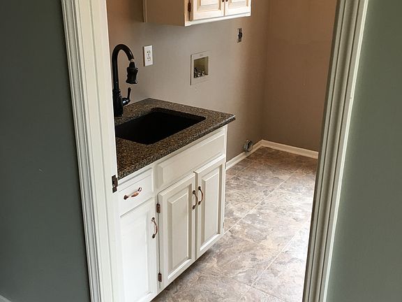 5th image of 3400 N Juanita Dr