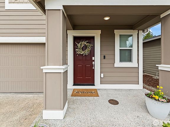 5th image of 361 NE Ridge Point Boulevard