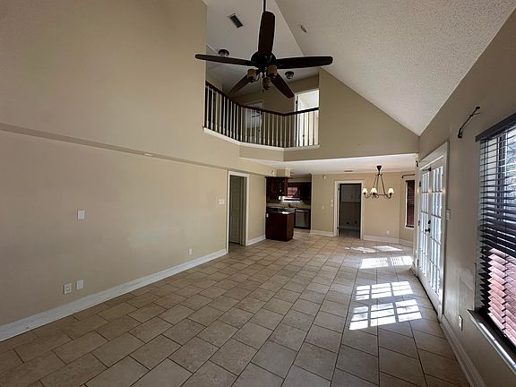 Living room looking towards kitchen & breakfast area