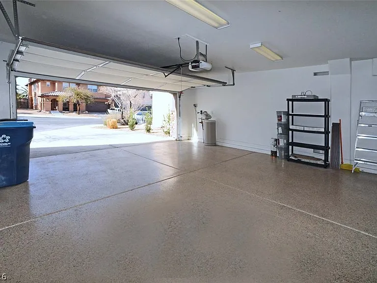 1020 Via Latina St — Photo 35