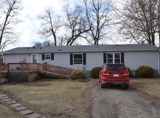 614 E Ave W, Oskaloosa, IA 52577