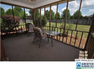 130 Abington Cir, Maylene, AL 35114