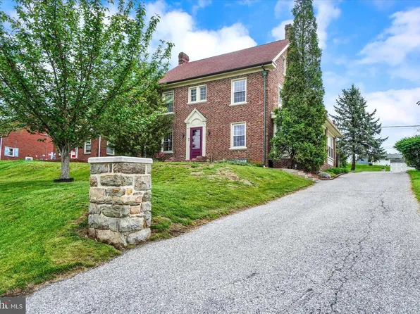 3070 W Market St, York, PA 17404