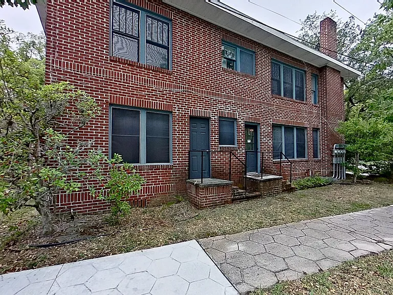 2786 Downing St — Photo 14