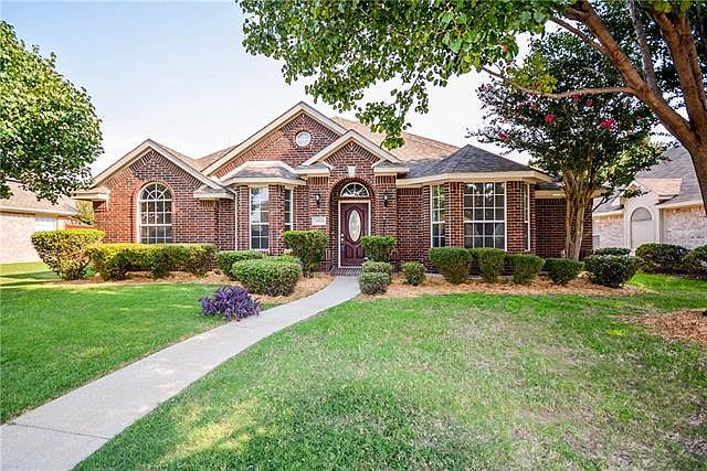 1st image of 10816 River Oaks Dr