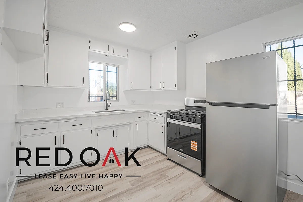 Building Photo - 6501 Cherry Ave #8